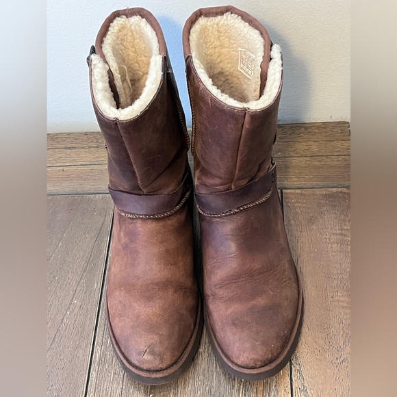 UGG Maddox Brown Leather Boots Womens size 9 - Picture 7 of 10